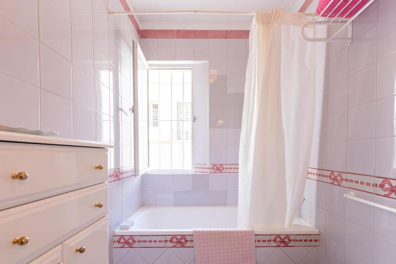Holiday Apartment, 2 Pax, Historical Center 塞维利亚 外观 照片